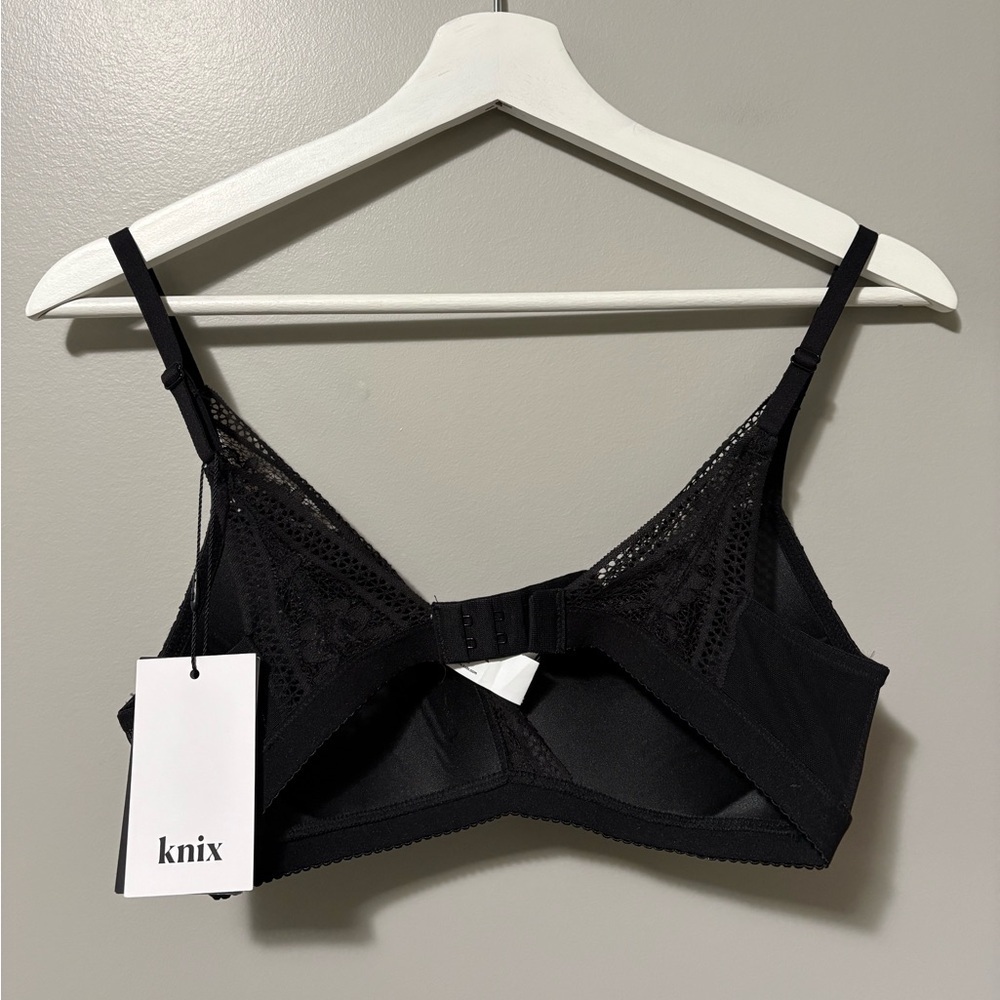 Knix Lace Deep V Bralette Black Lightly Padded - Picture 8 of 14